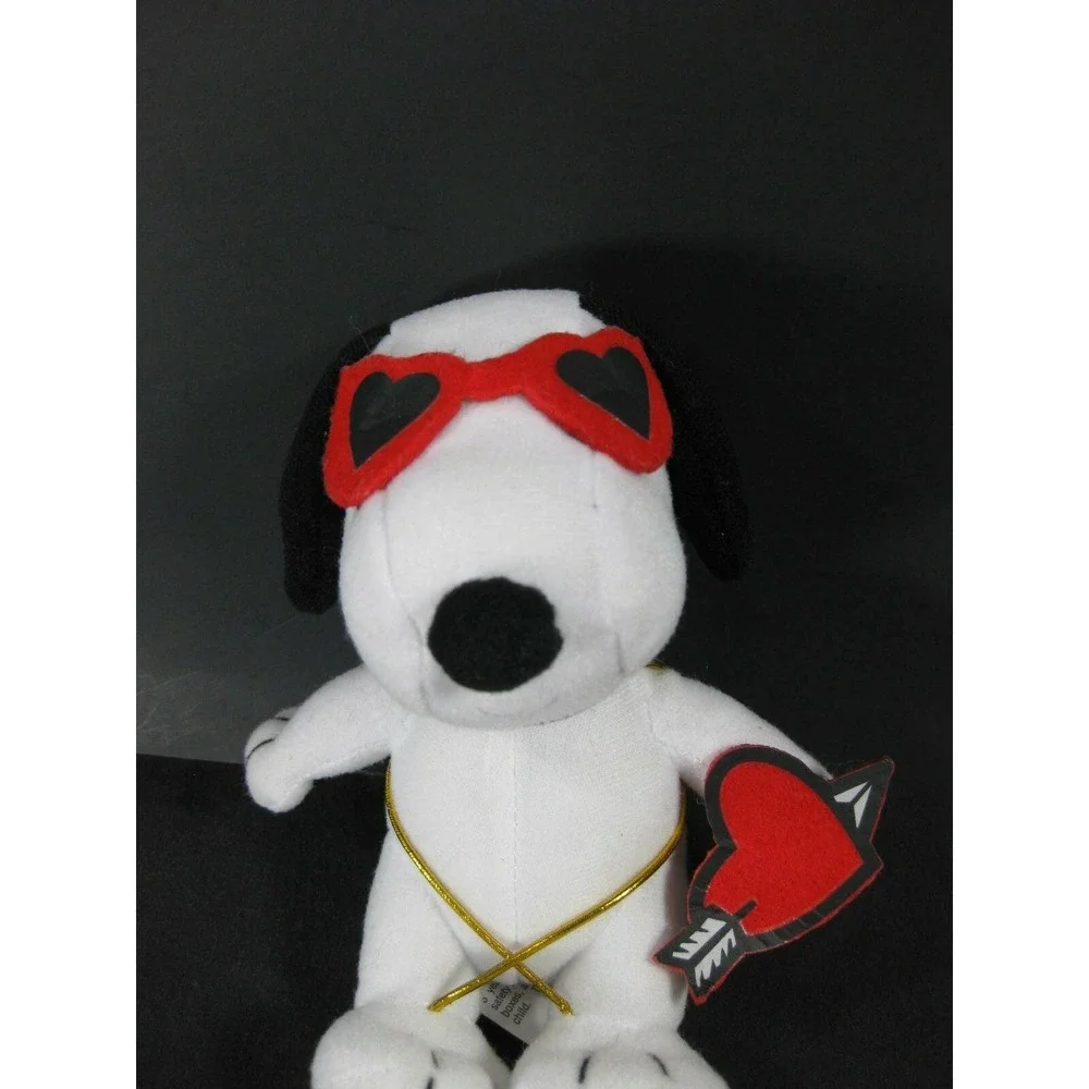 SNOOPY VALENTINES Sitting‎ w/ Heart Glasses Bow Arrow Heart Plush Stuffed 7